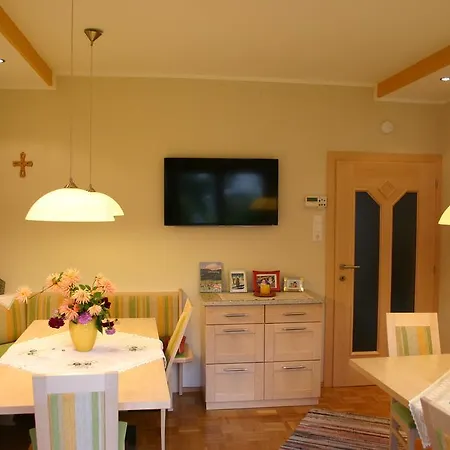 Bed & Breakfast Gastehaus Rosenberger